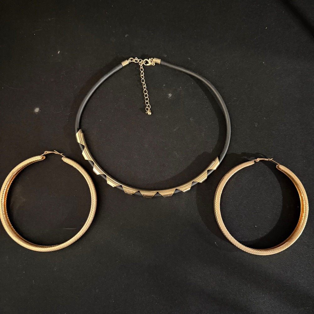 Choker Necklace Set‎ Gold Tone Geometric Black Choker Hoop Earrings Set Womens